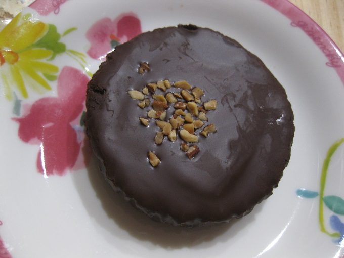セブンイレブン ショコラケーキ_直径8cmサイズのショコラケーキ