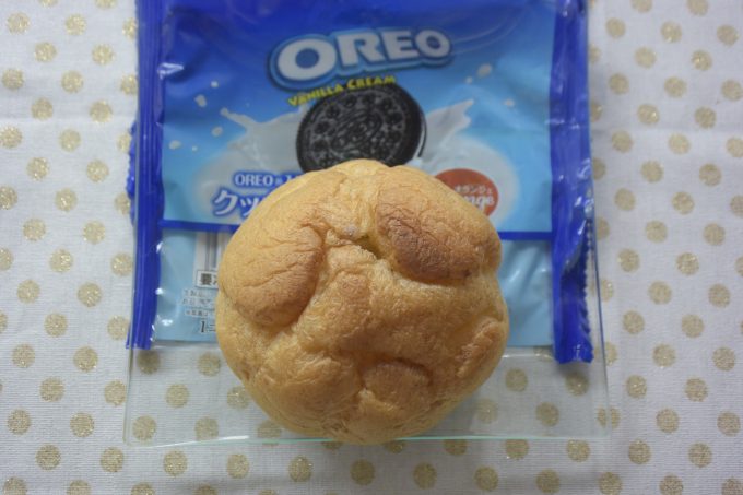 OREO®入りのシュークリーム・クッキー&バニラ