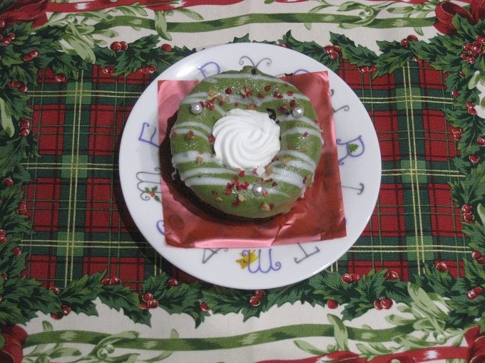 ローソン「緑のクリスマスリースのケーキ」