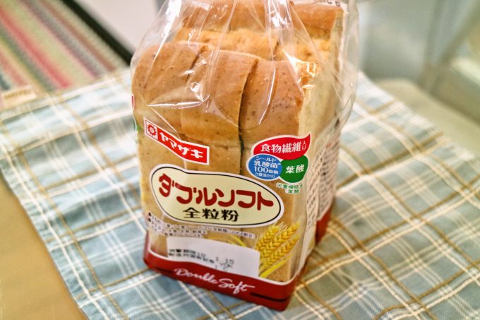 山崎製パン「ダブルソフト」